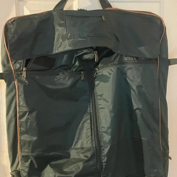 Vintage Eddie Bauer Green Garment Bag with Brown Trim - Picture 4 of 15